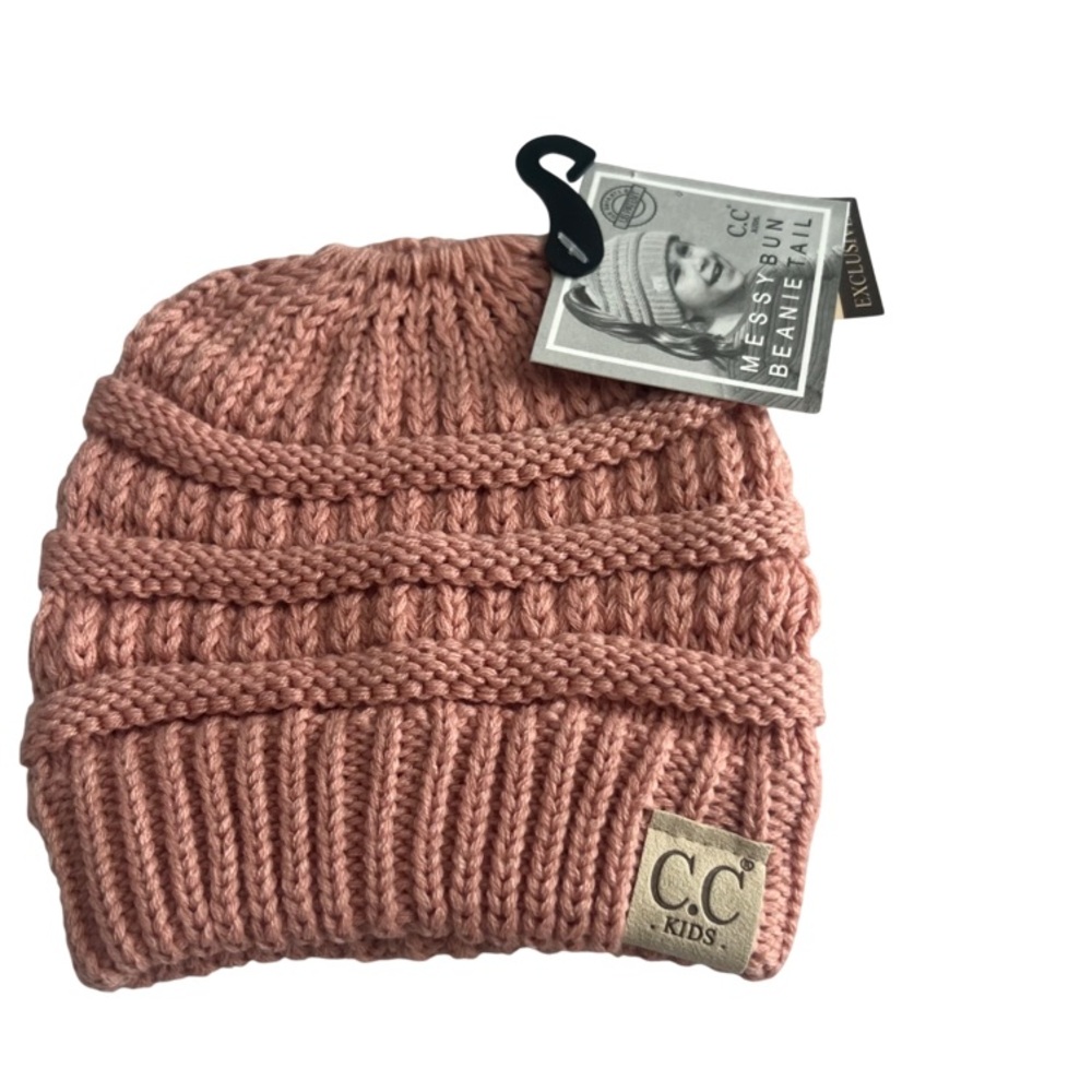 NEW C.C Boutique Exclusives Beanie Tail Knit Winter Hat Kids One Size Indi Pink